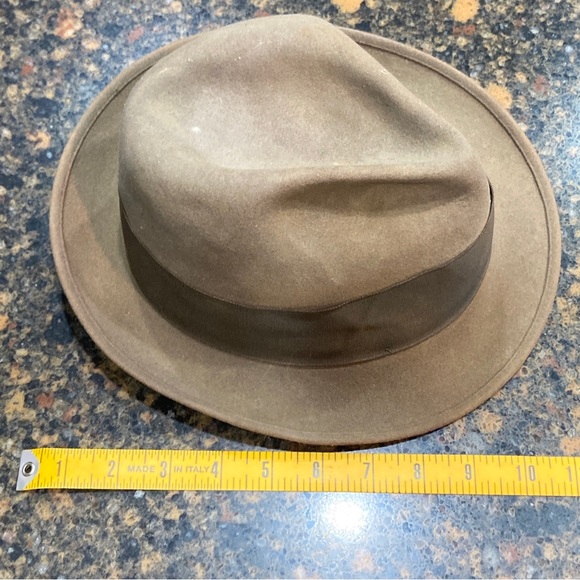 VTG 1960s era Bee Hats Custom Made Brown Beaver Felt Fedora Distressed Worn Sz 7 - Picture 11 of 15